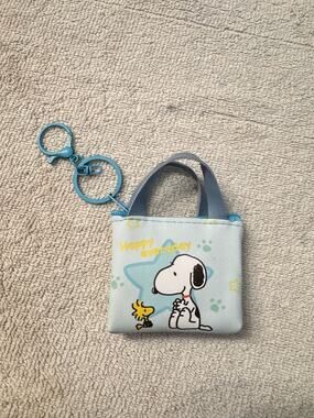 Snoopy mini purse keychain with zipper  with Snoopy and Woodstock graphic